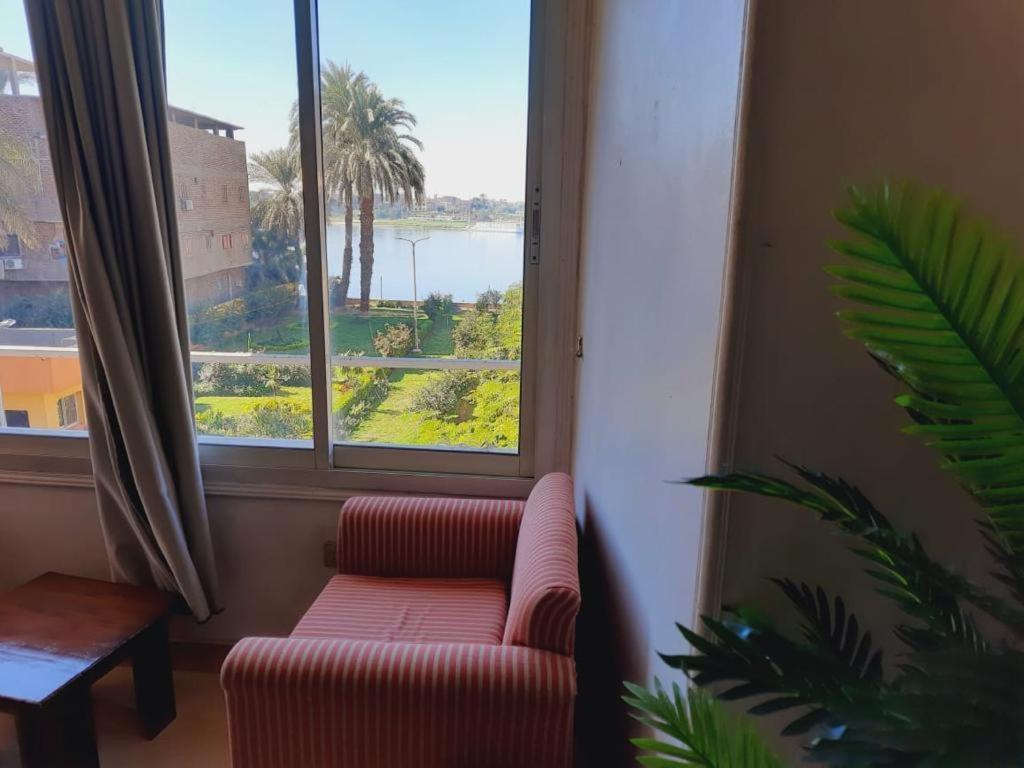 East Luxor Apartments With Nile Views Jazirat al Awwamiyah Kültér fotó